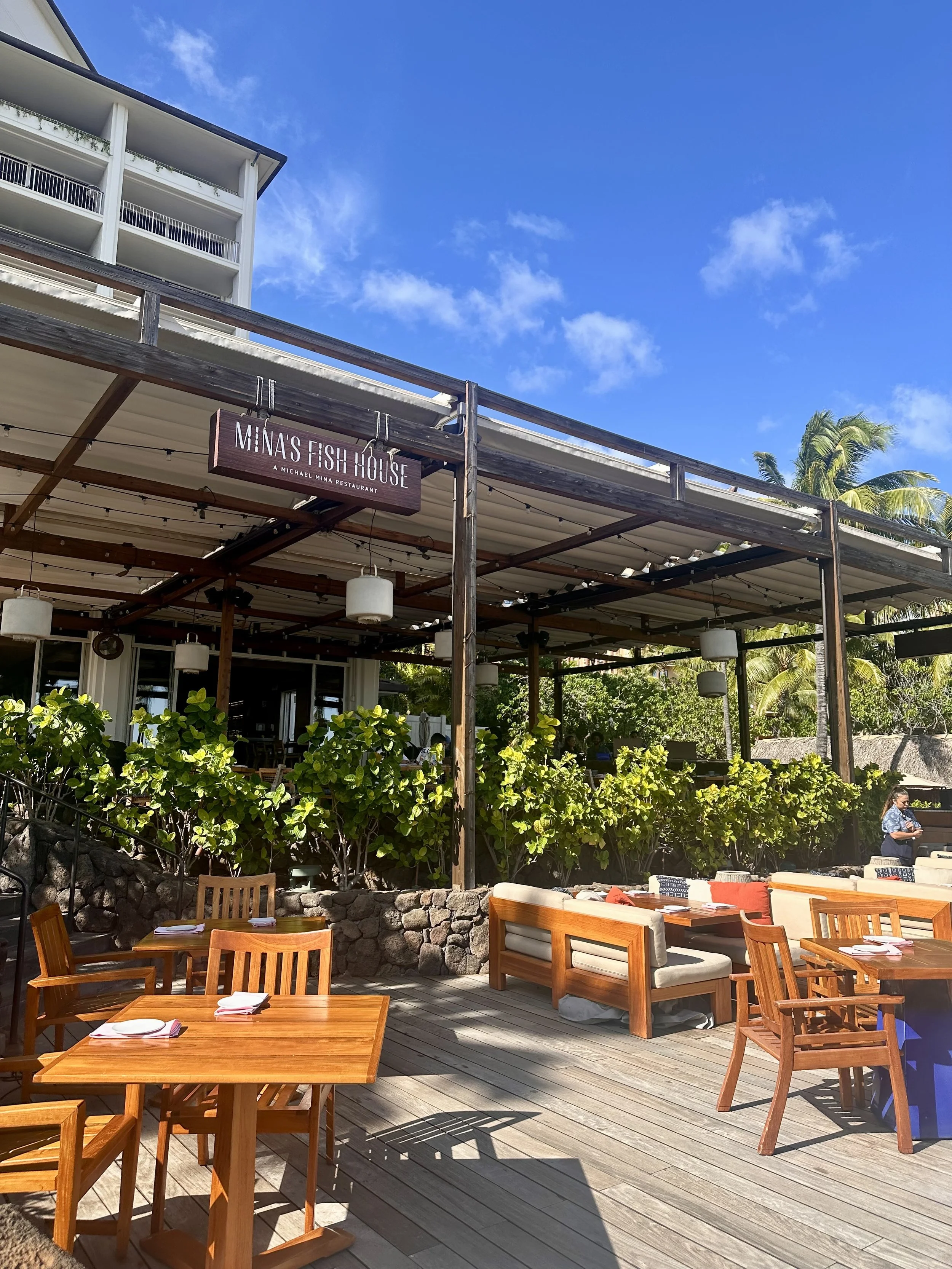 Four Seasons Oahu Ko Olina — restaurants and pools