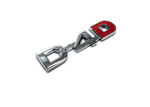 Emblema Cromado Palabra D-4D und - Car Zone Accesorios Honduras