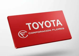Placas PVC Roja Logo Toyota Leyenda CF Par. - Car Zone Accesorios Honduras