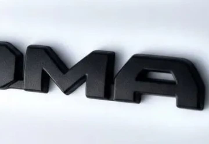 Emblema Negro Mate Palabra Tacoma und. - Car Zone Accesorios Honduras