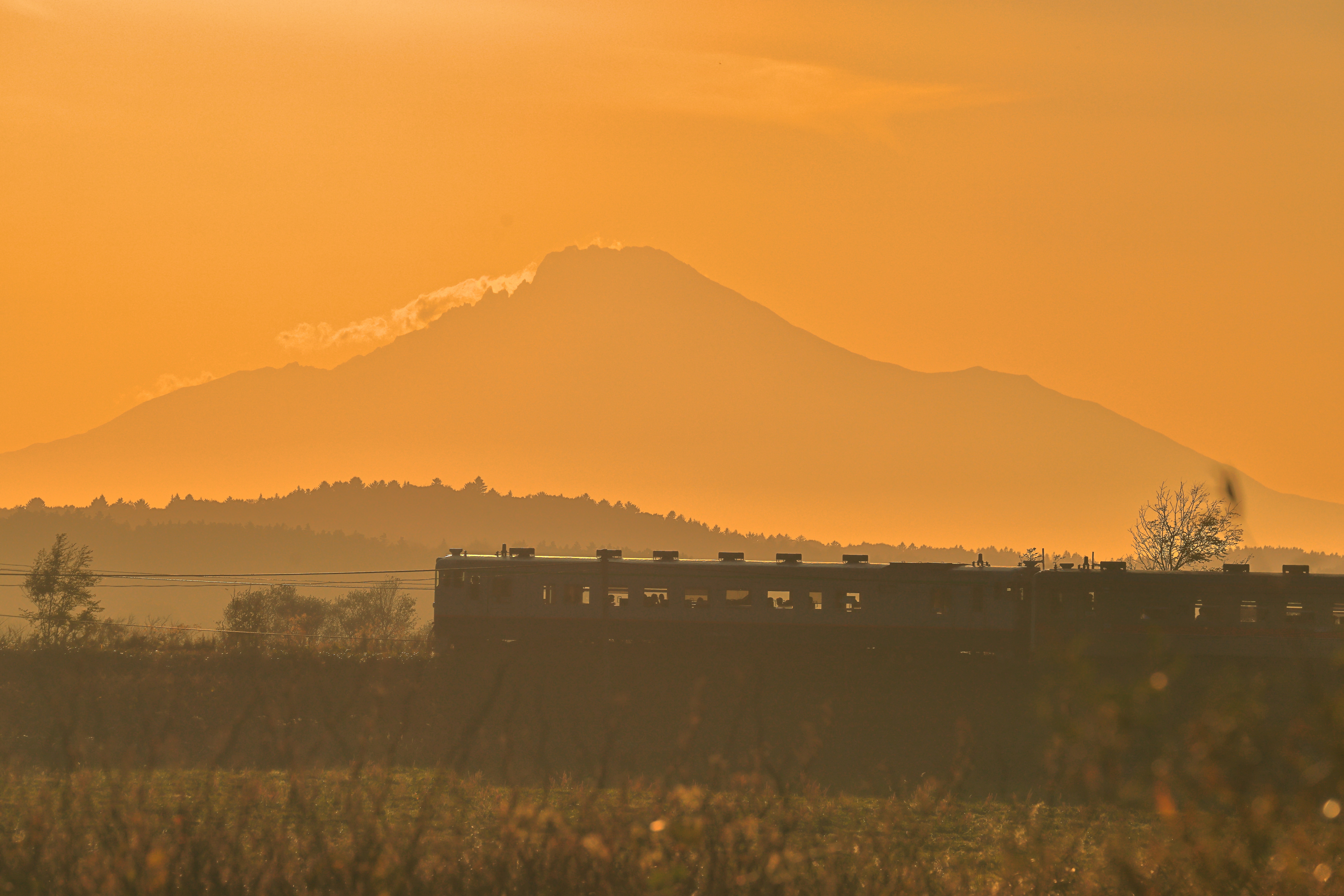 夕照の利尻富士
