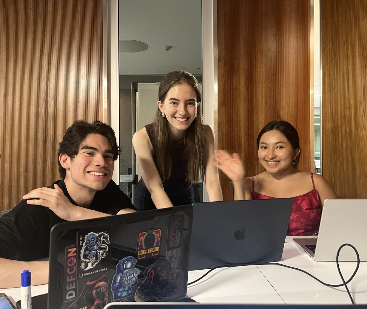 Datathon 2025 | 4.º place, Hey Banco Challenge — image 4