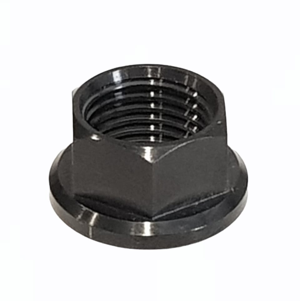 1/2 nuts black
