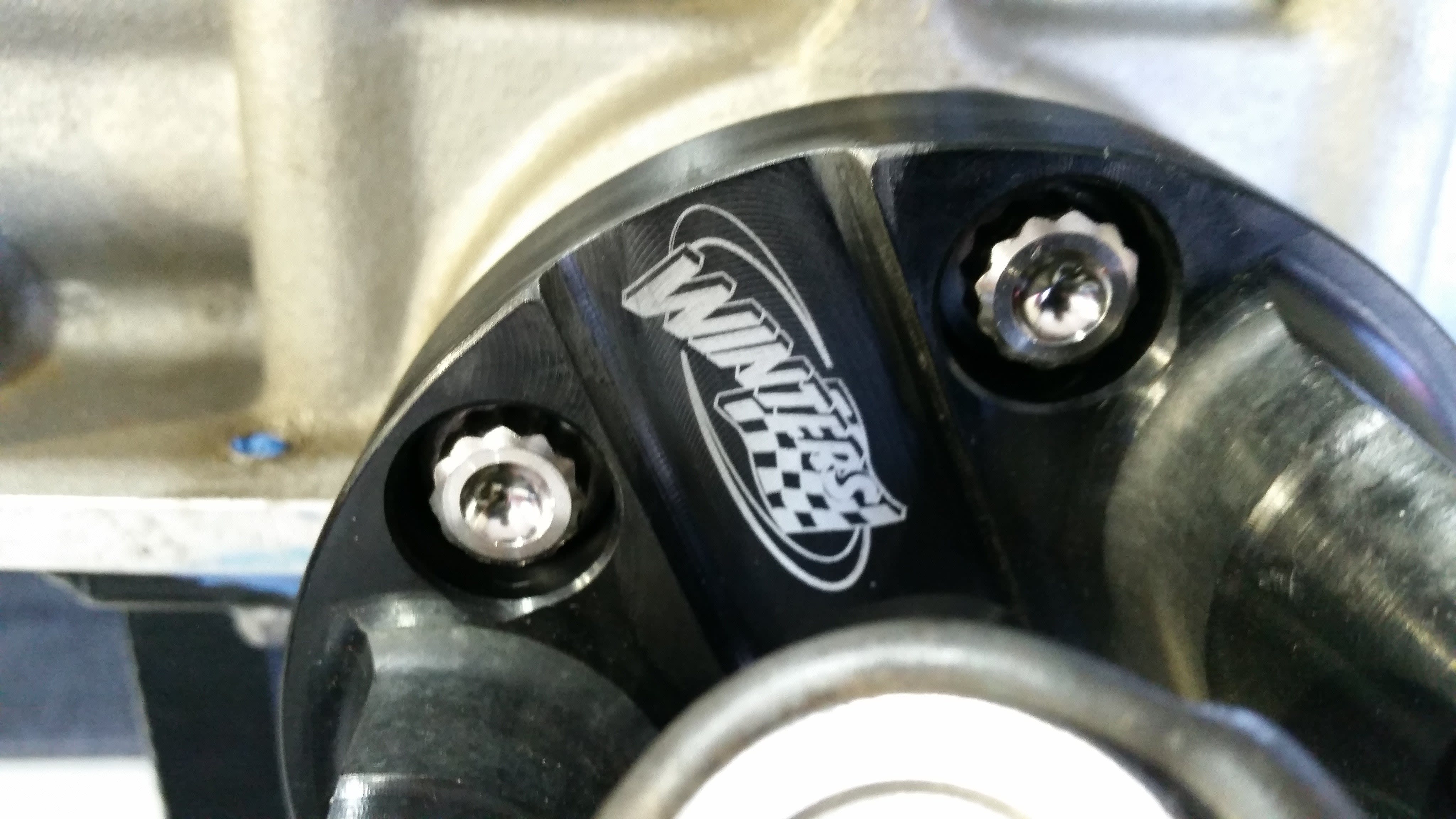 U-joint bolts