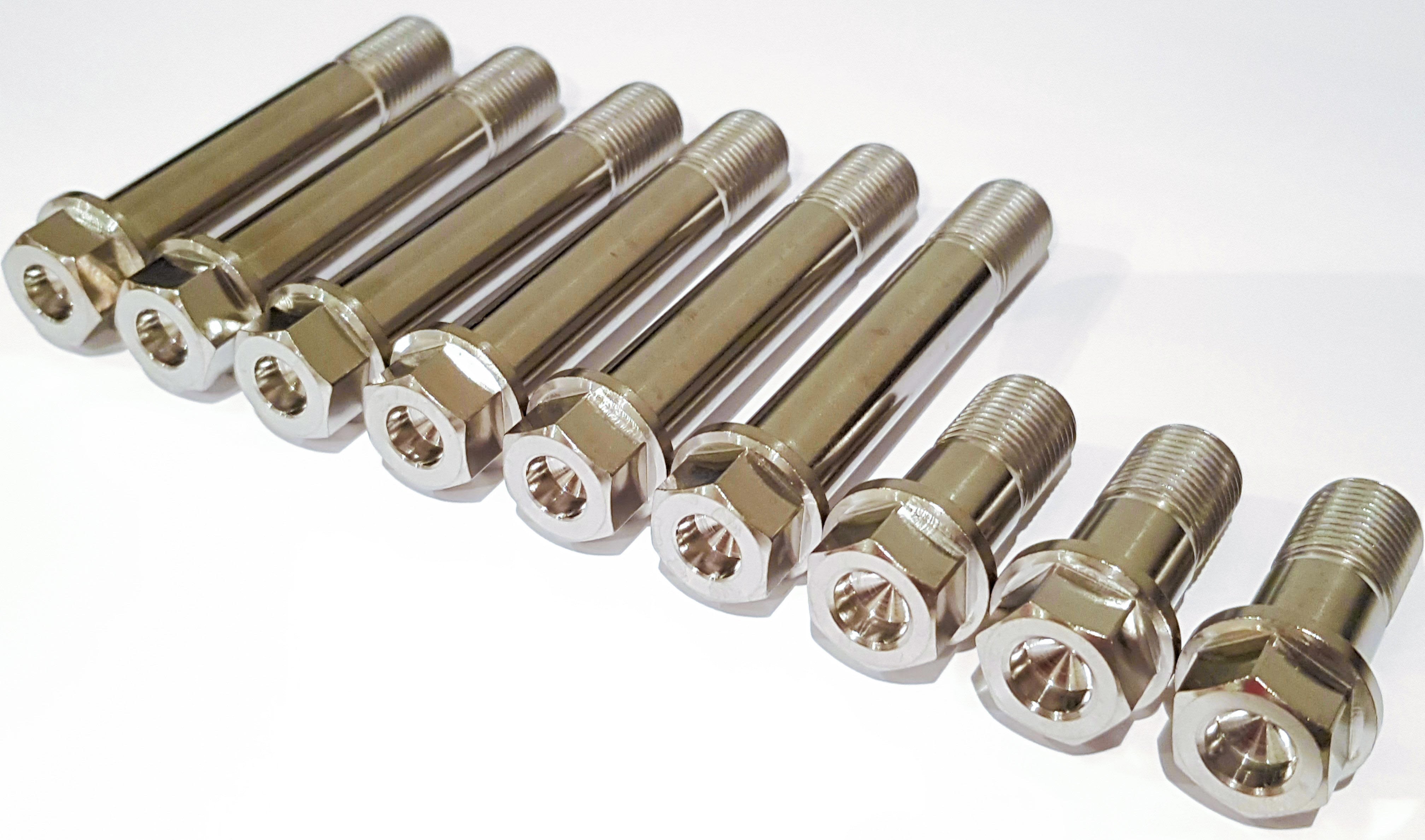 J&J radius rod bolt kit