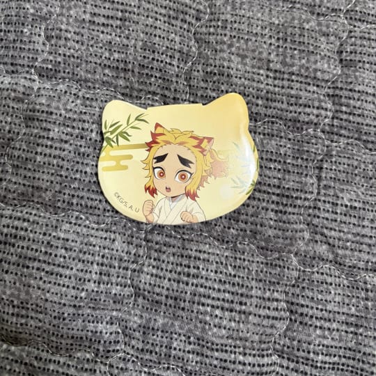 귀멸의칼날 난자타운 특별임무 특별상 캔뱃지 미개봉 (센쥬로)