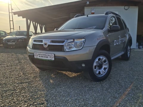 DACIA DUSTER 1.6 BENZINA+GPL foto 1