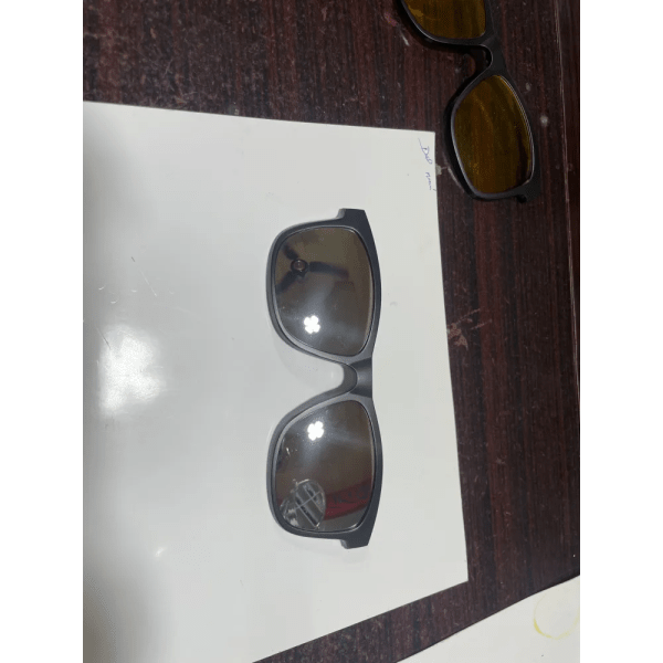Attachment sunglass 10