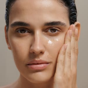 facial, skin, moisturizer, gloss, eyeshadow-free?
