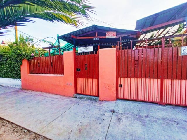 Casa con patio en venta en El Bosque, 3 dormitorios, 310 m² — vista principal