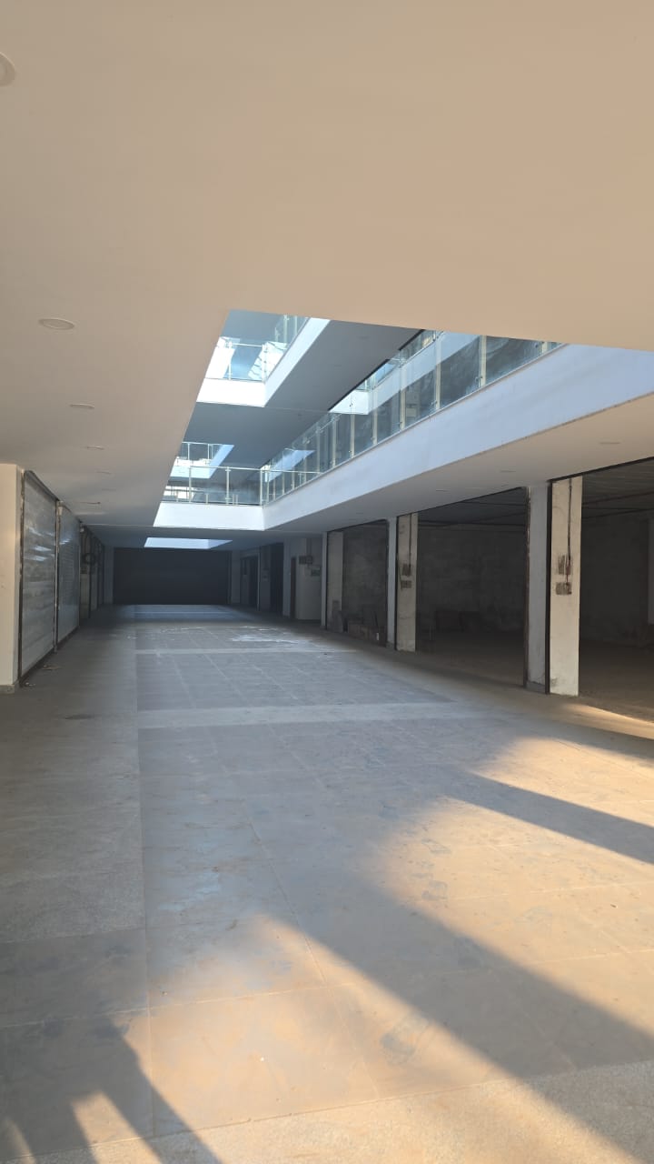 Commercial property for rent/lease