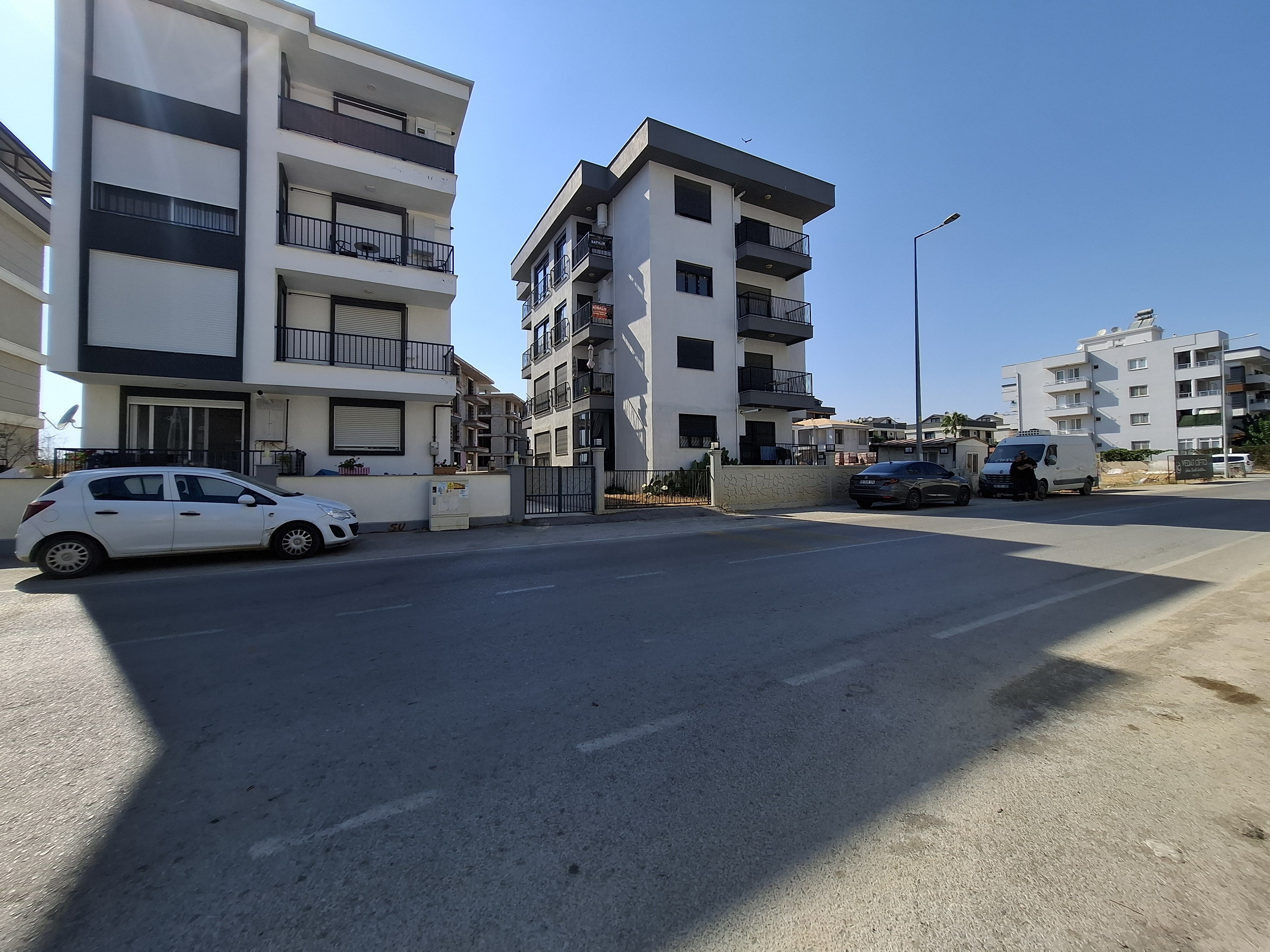 RW Akar'dan Camiikebir'de (NecatHepkon) Satılık 1+1 Daire