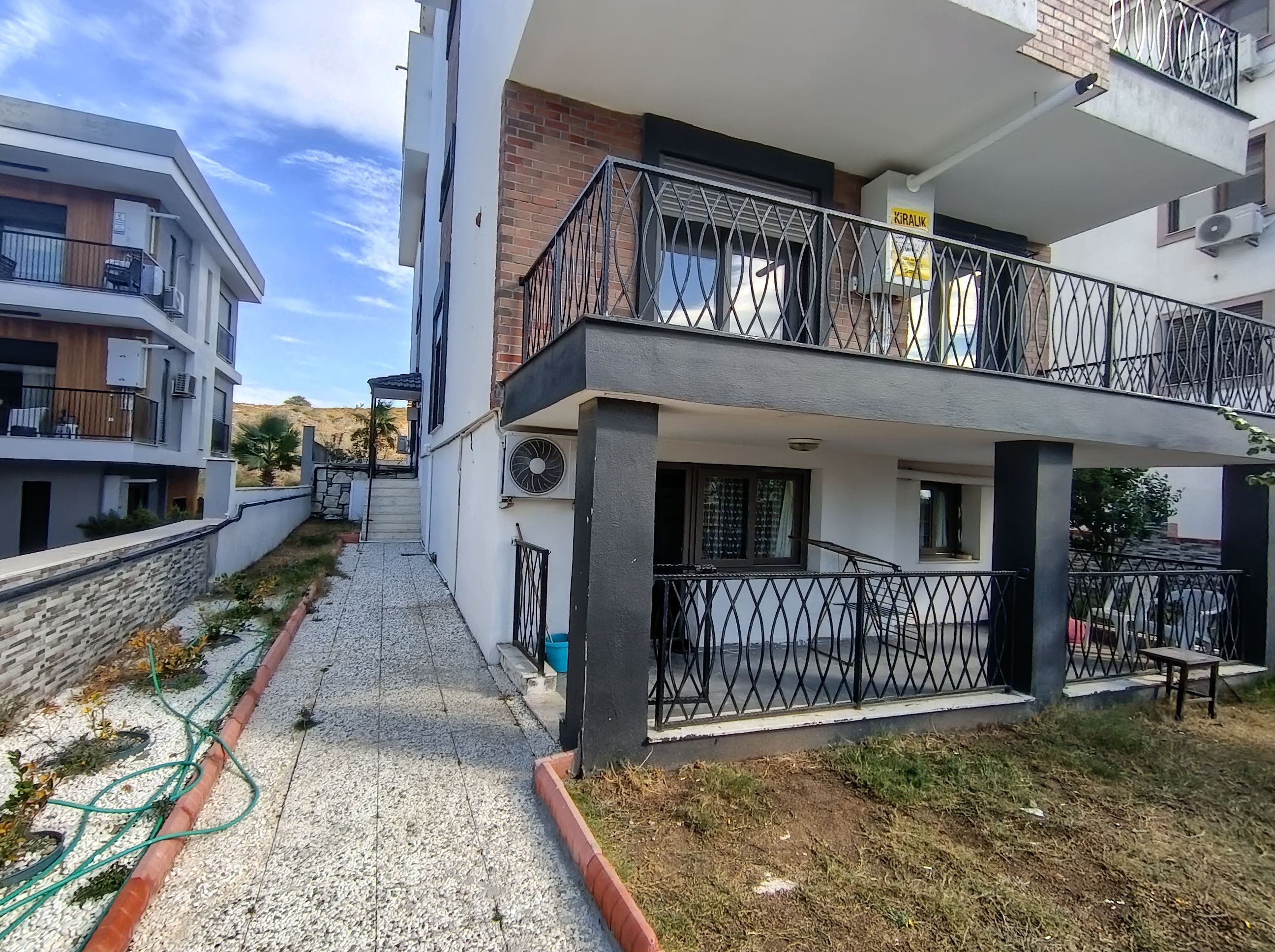 RW Akar'dan Kiralık 2+1 Daire..