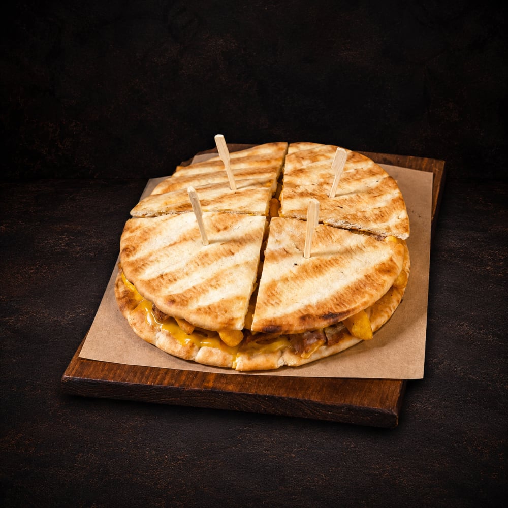 Greek club pita with chicken skewer