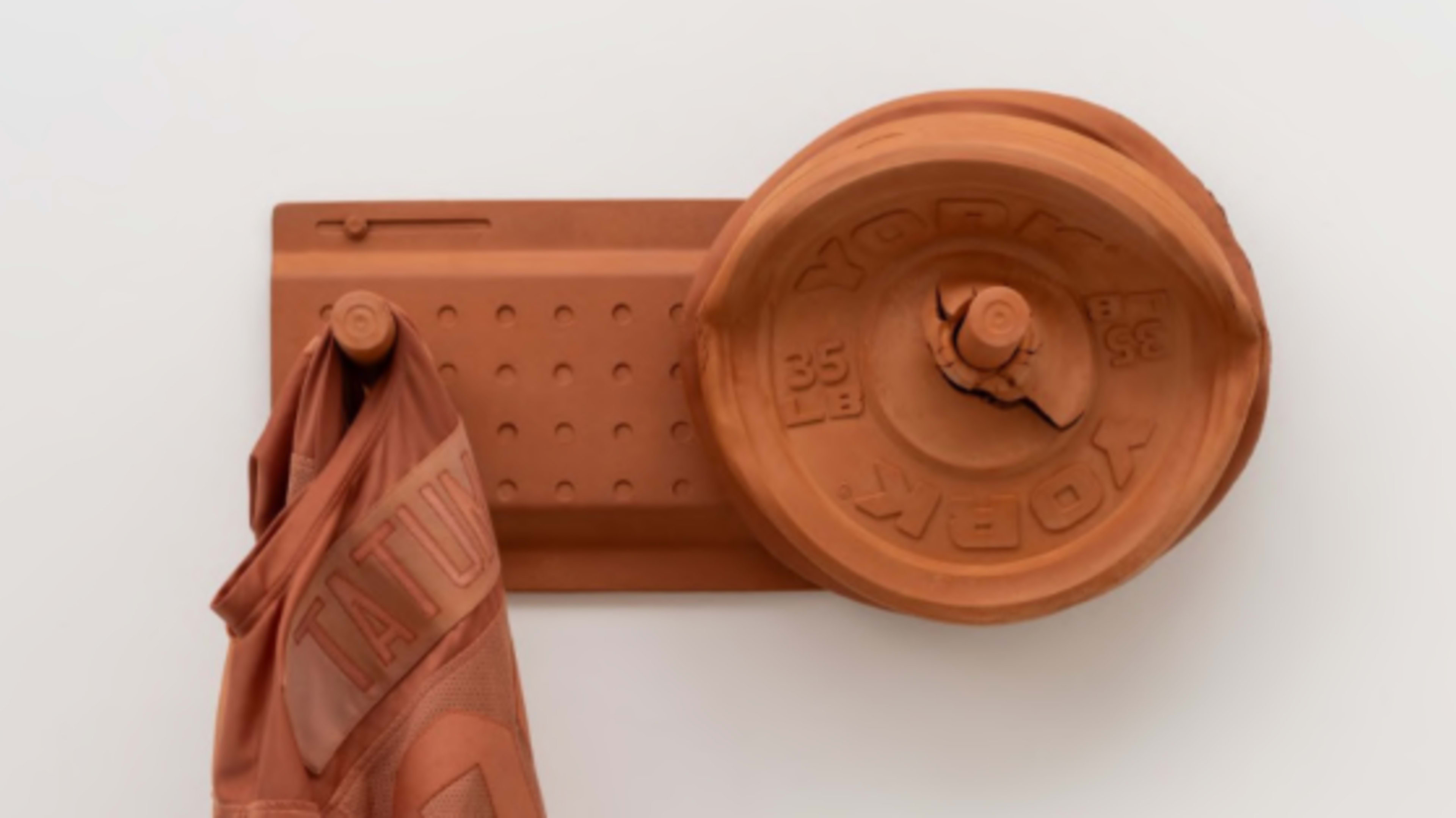 Wall Rack: sanguine