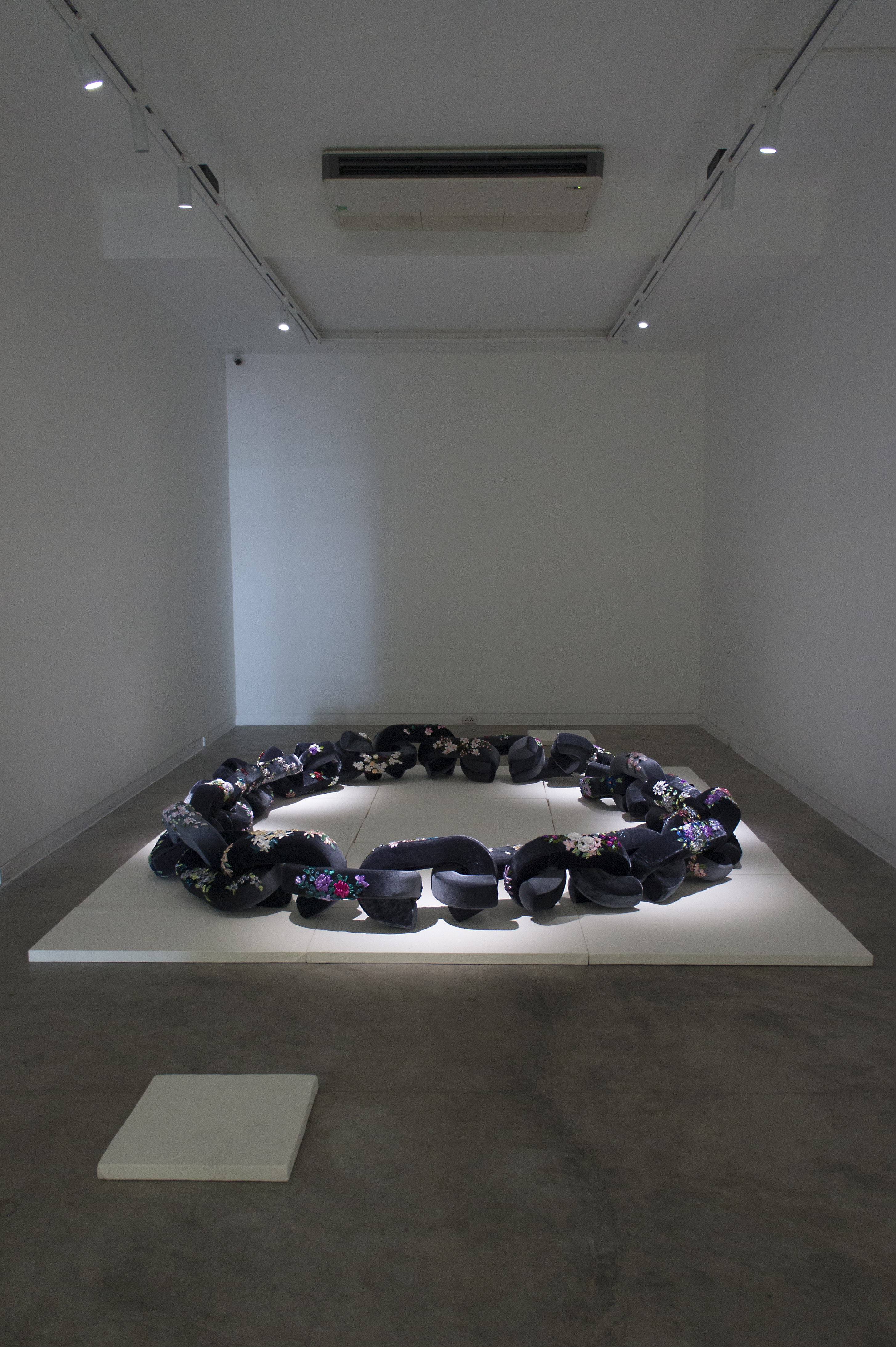 Die-in – Pillow Chain