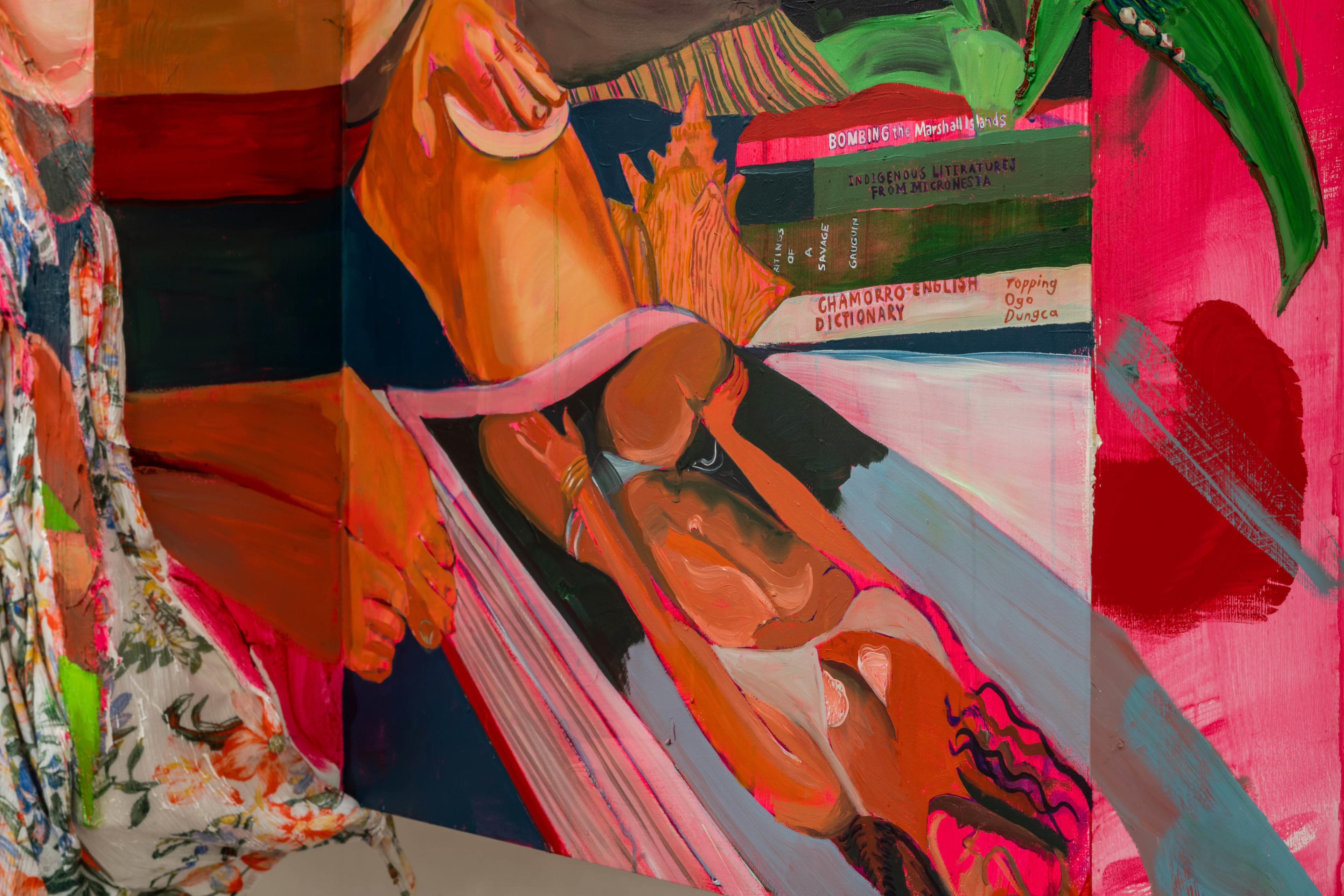 Self portraiture in surrounding, in landscape, in DNA, in objects, in material, in eyes, in stories,...
