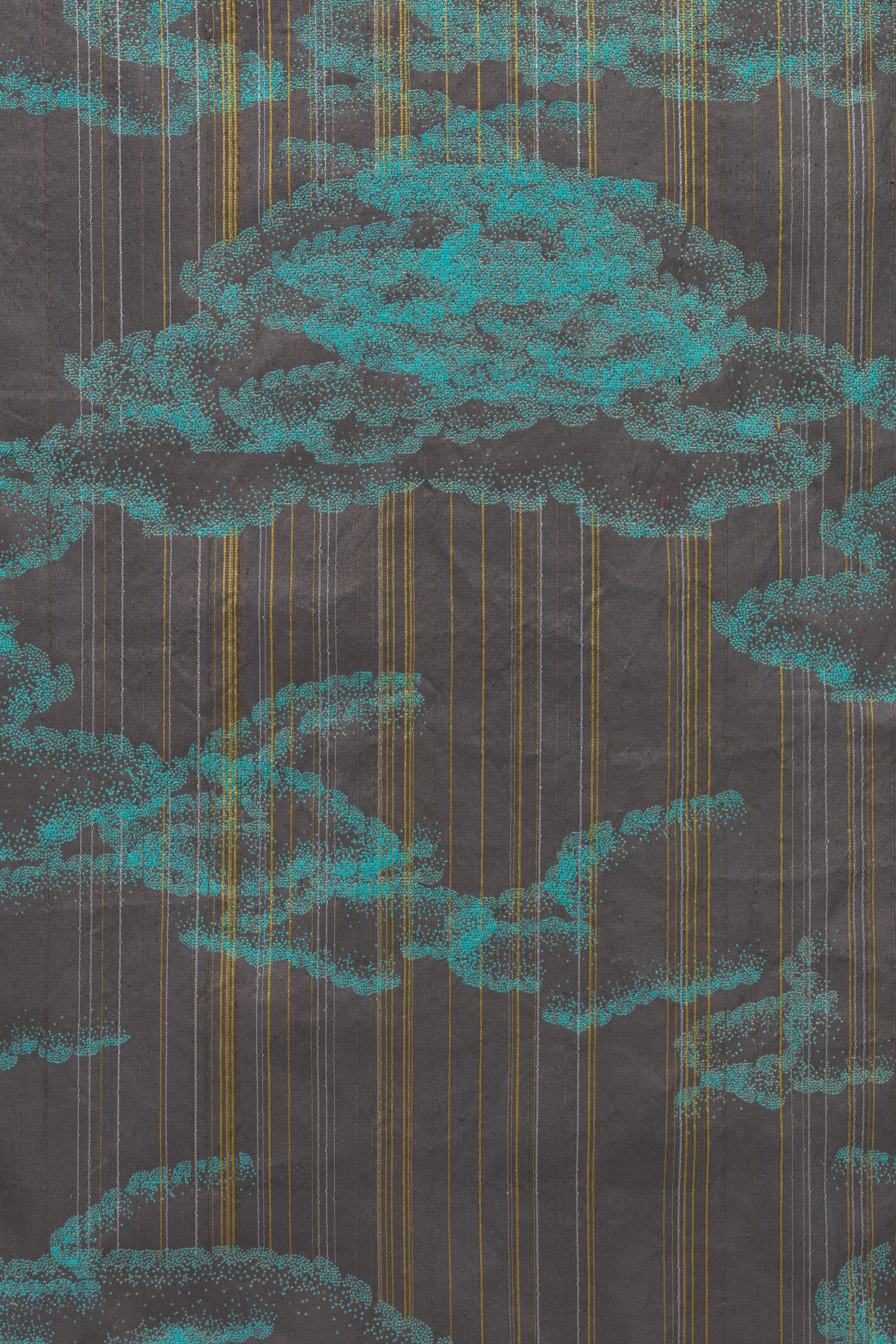 Kinked rain / gold