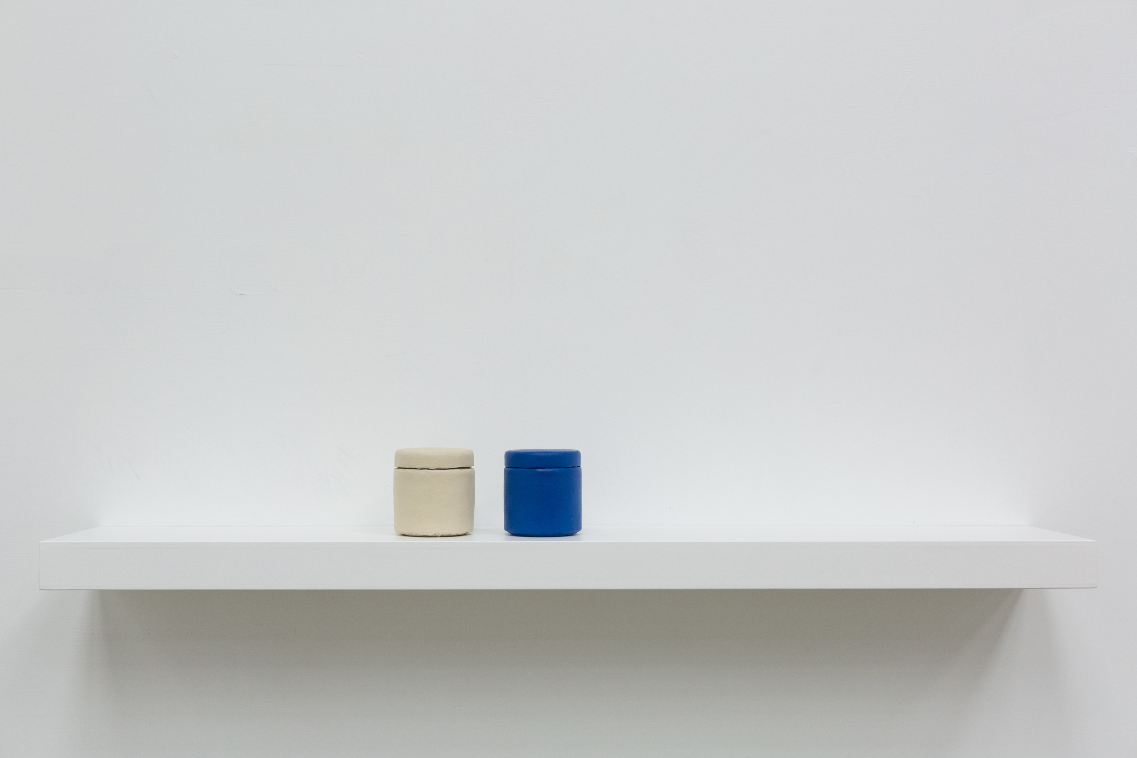 Paint Cans_Titan Buff / Cobalt Blue 顏料罐 Titan Buff / Cobalt Blue