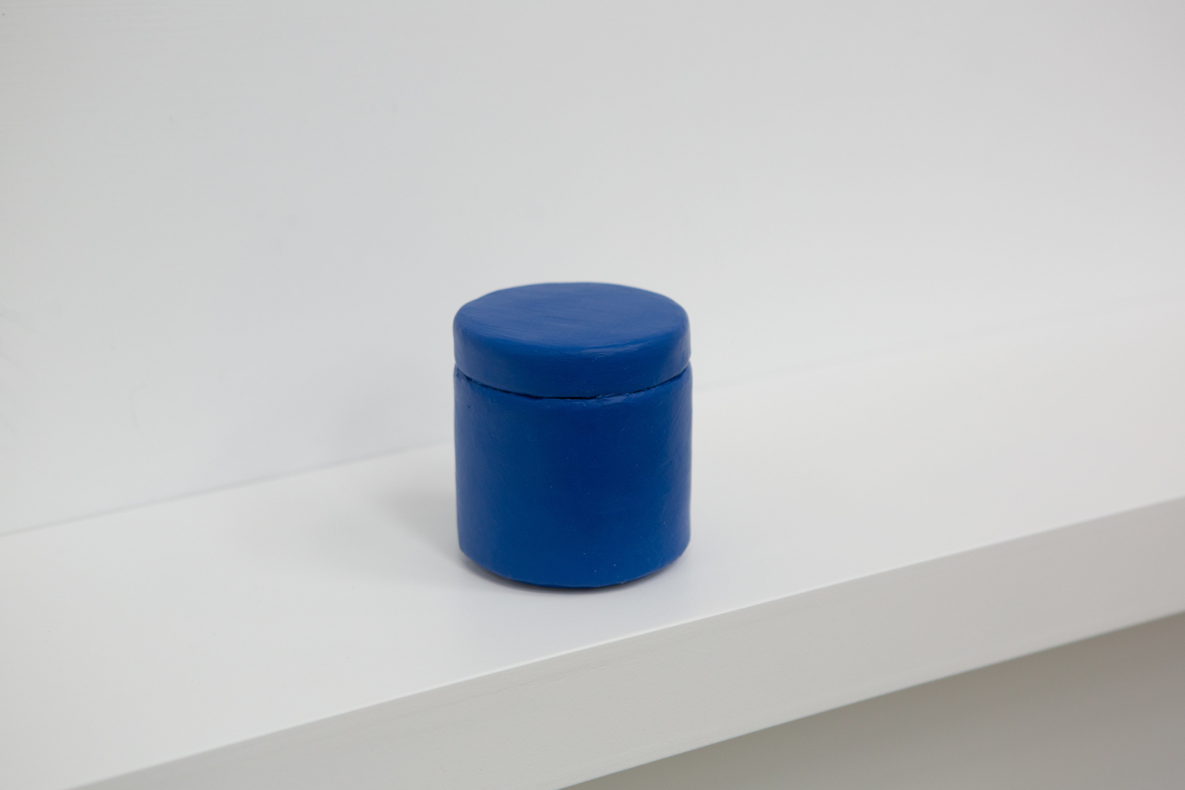 Paint Cans_Titan Buff / Cobalt Blue 顏料罐 Titan Buff / Cobalt Blue