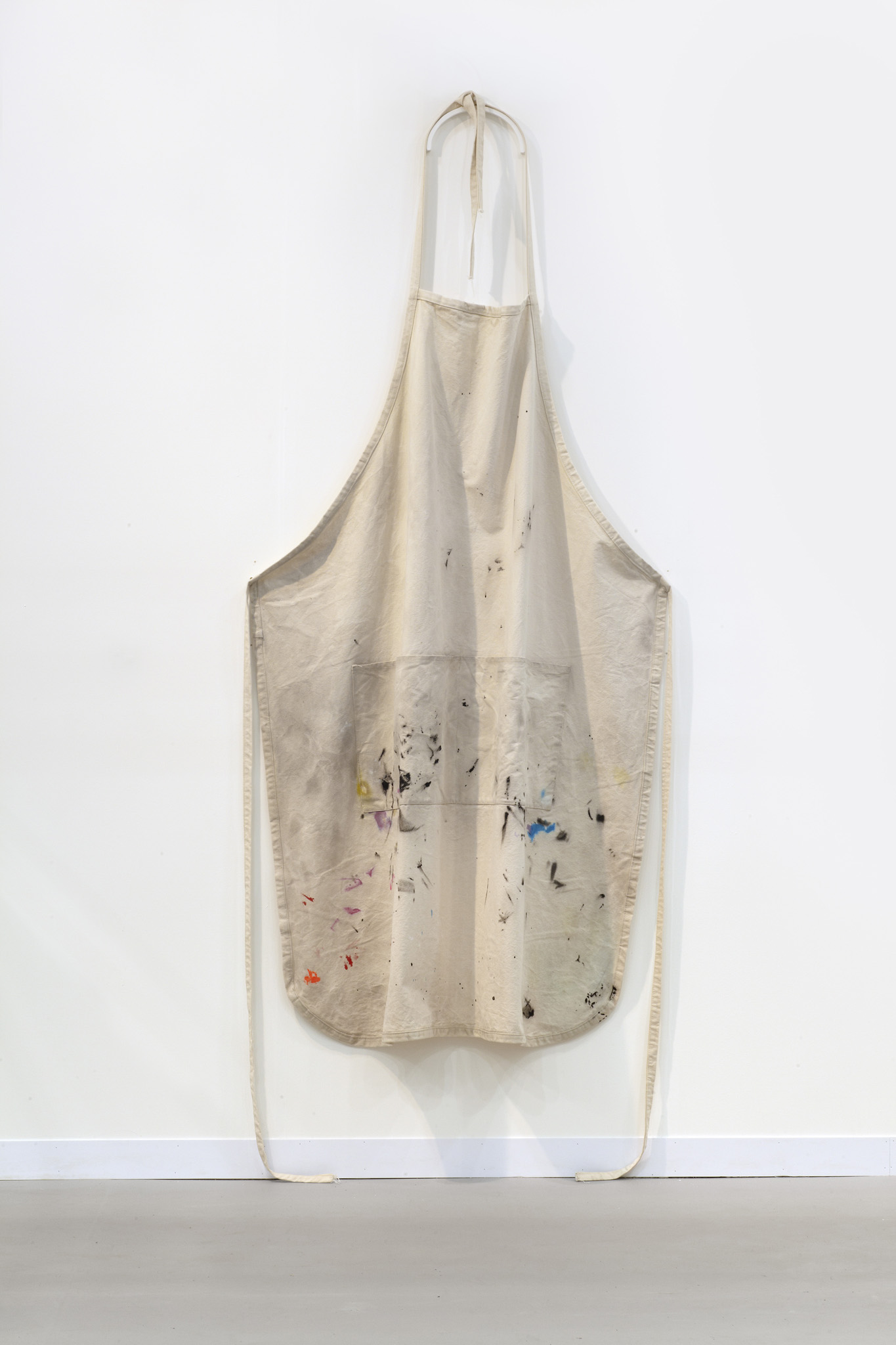 UNTITLED APRON
