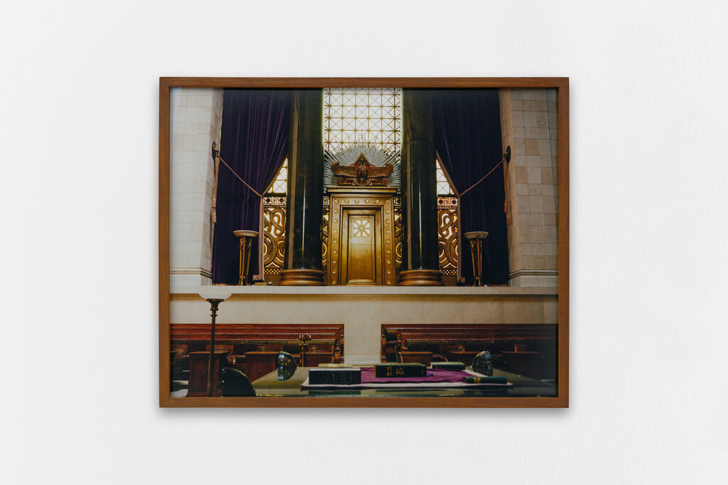 DOOR TO THE SENATE