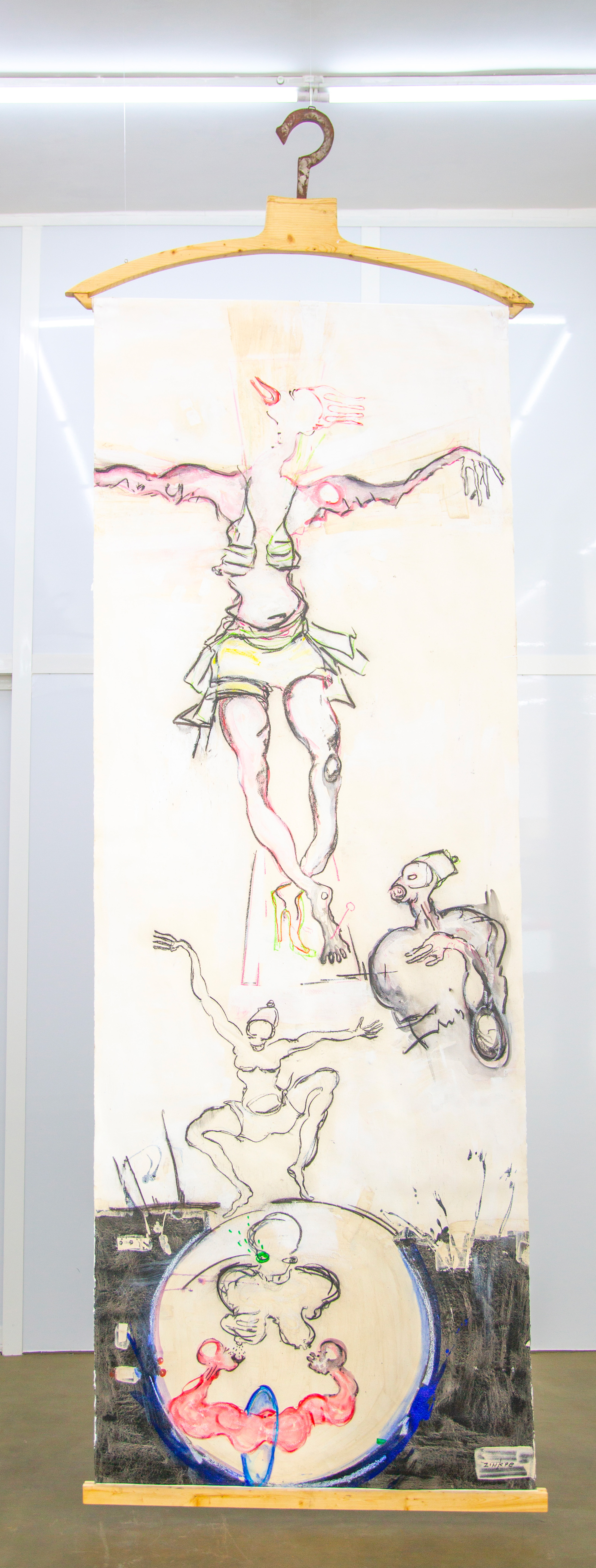 Crucifixion féminine