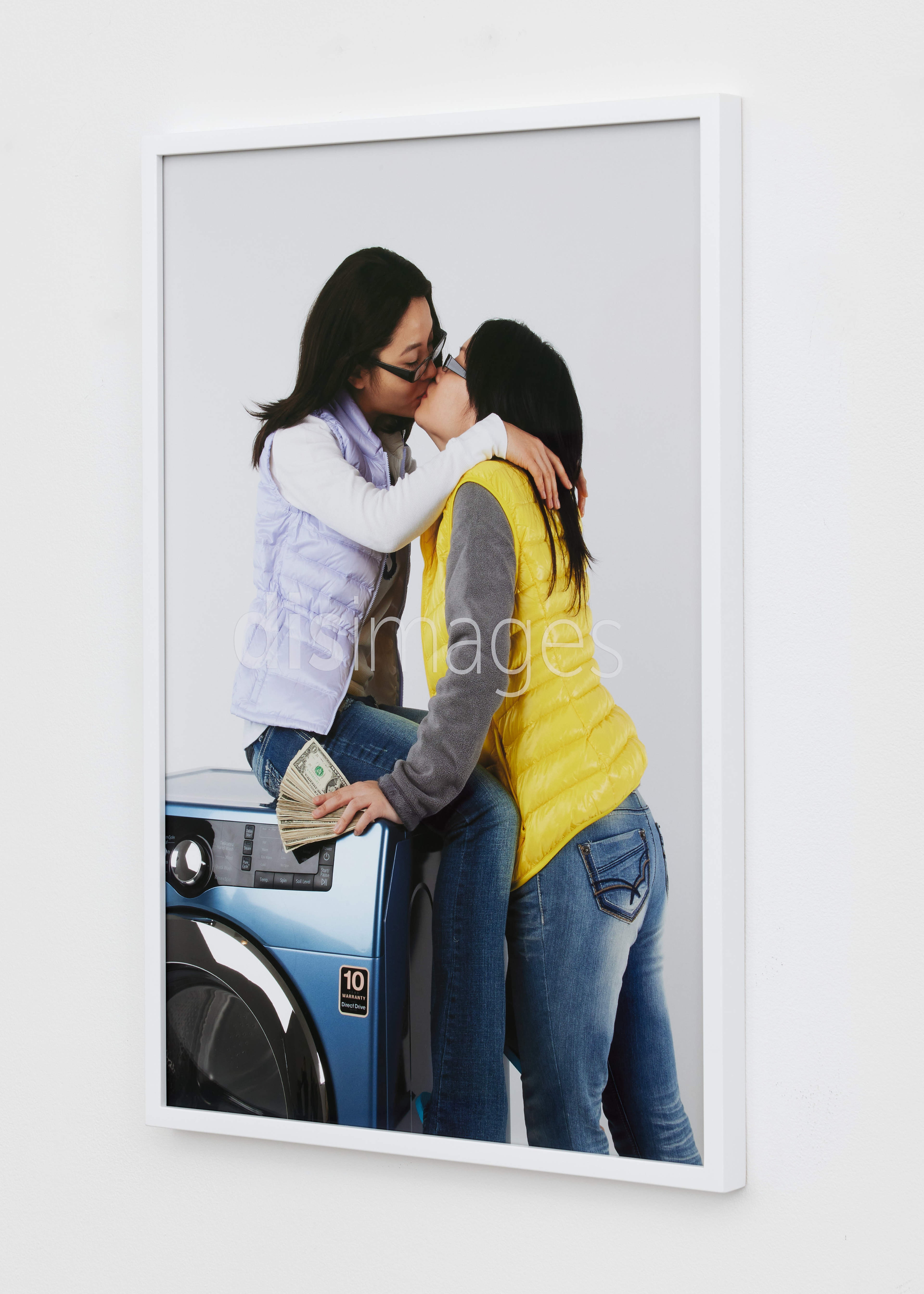 DISimages, The New Wholesome (Tags: Old Navy, Washer, Money, Kiss)
