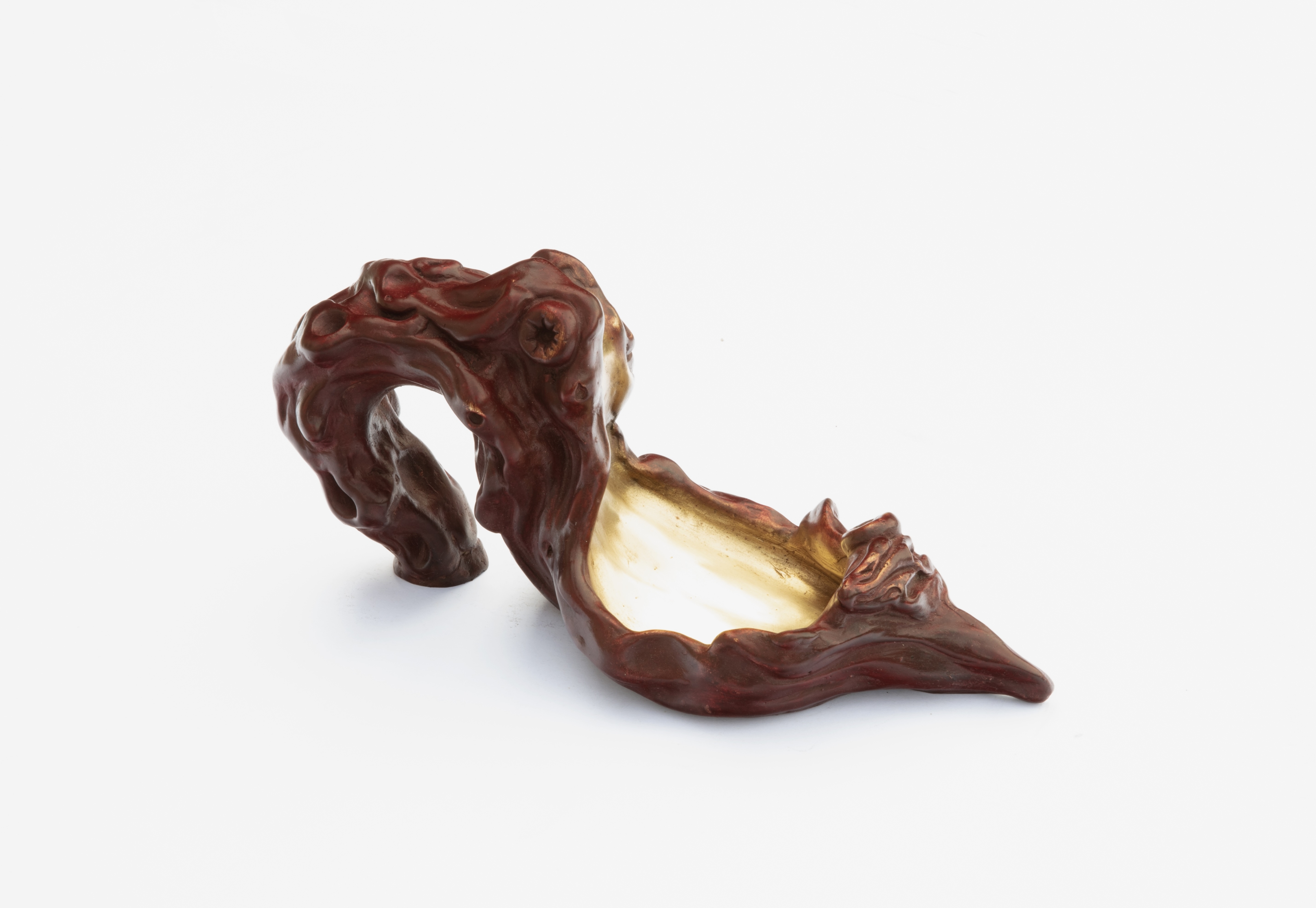 Skinned slipper