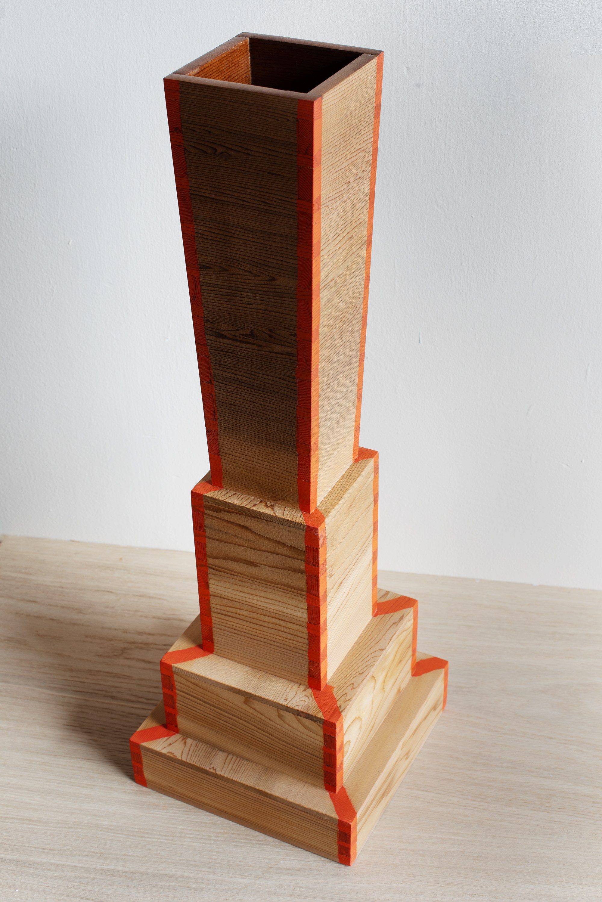 Hato Vase IV