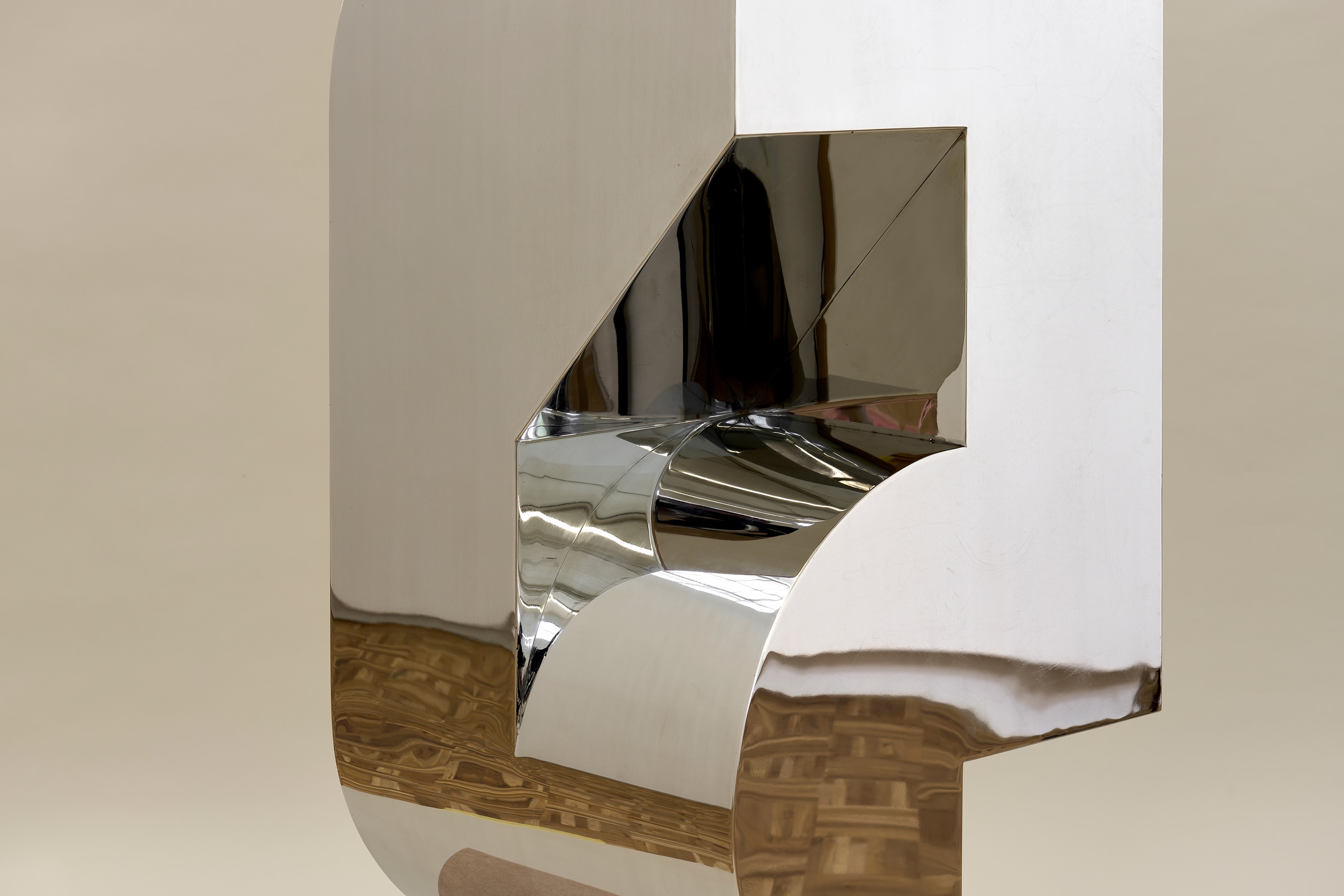 Coalesced in stainless steel I