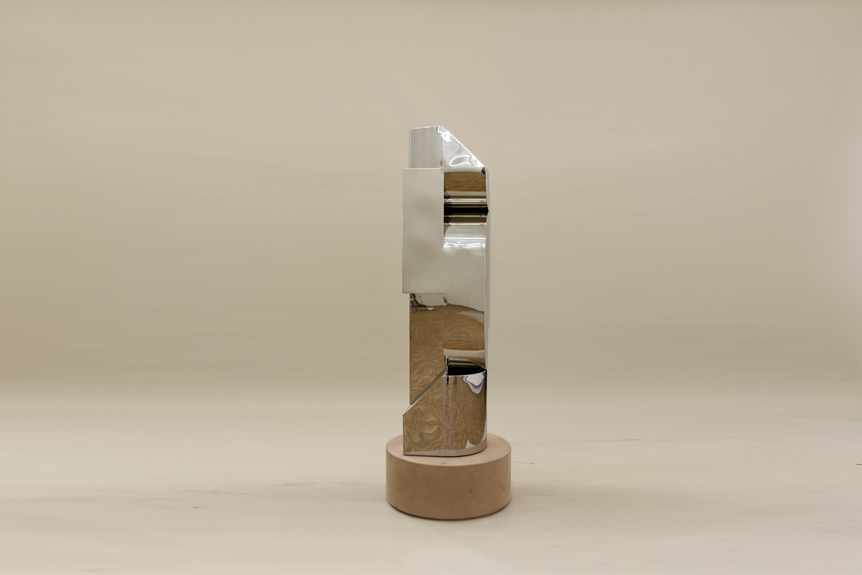 Coalesced in stainless steel III
