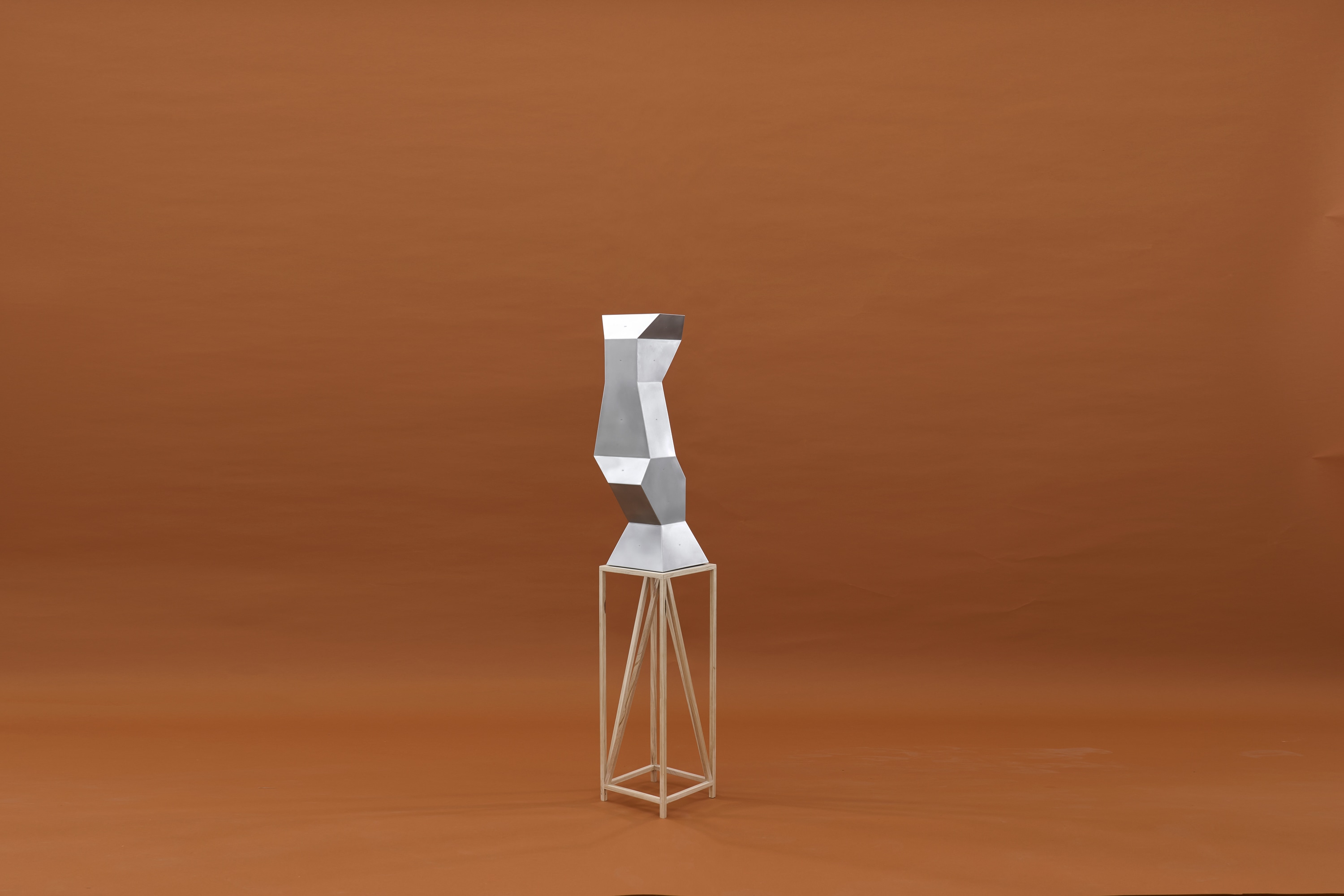 Stacked facets I