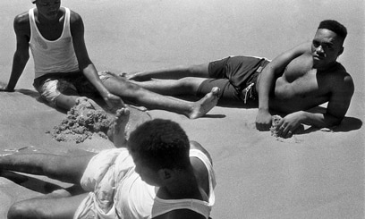 Amagange, summer holiday, Durban from the series 'Honeymoon. The happily ever after?'