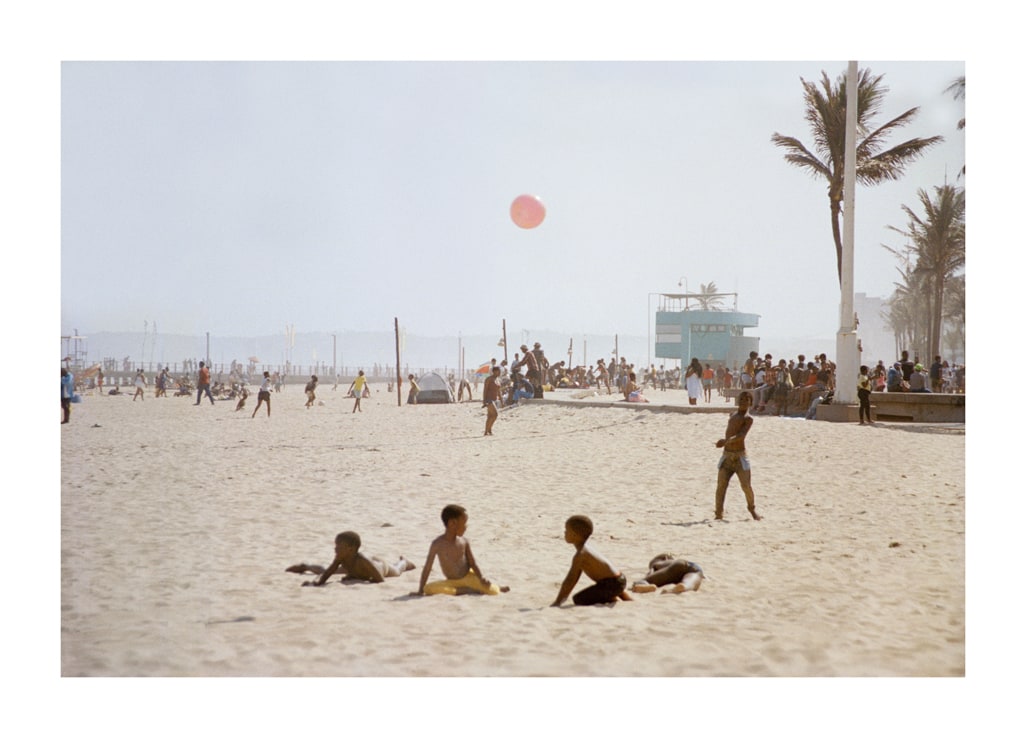 Untitled, South Beach from the series 'Honeymoon. The happily ever after?'
