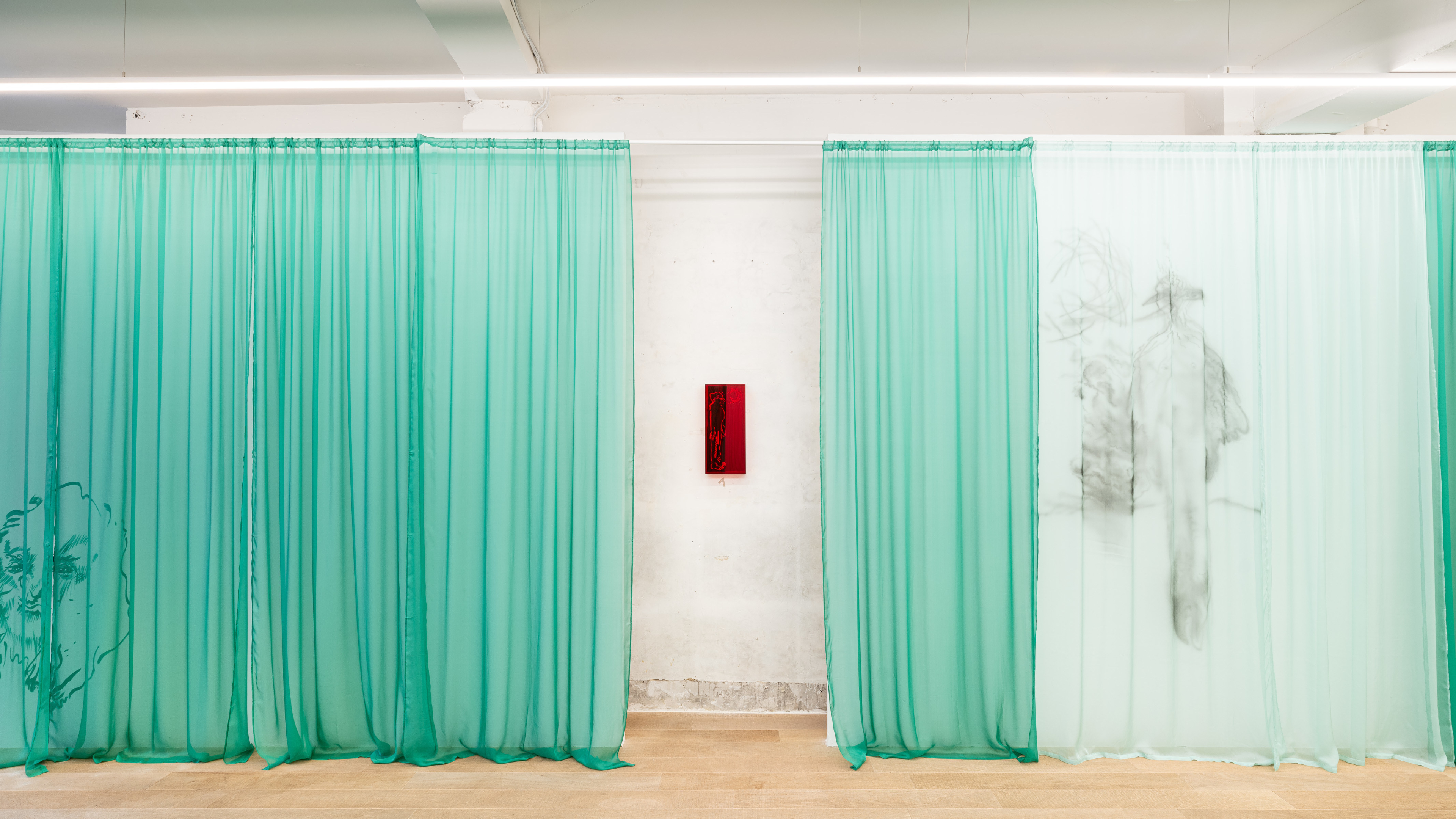 Gisant redressé I (ruby red)