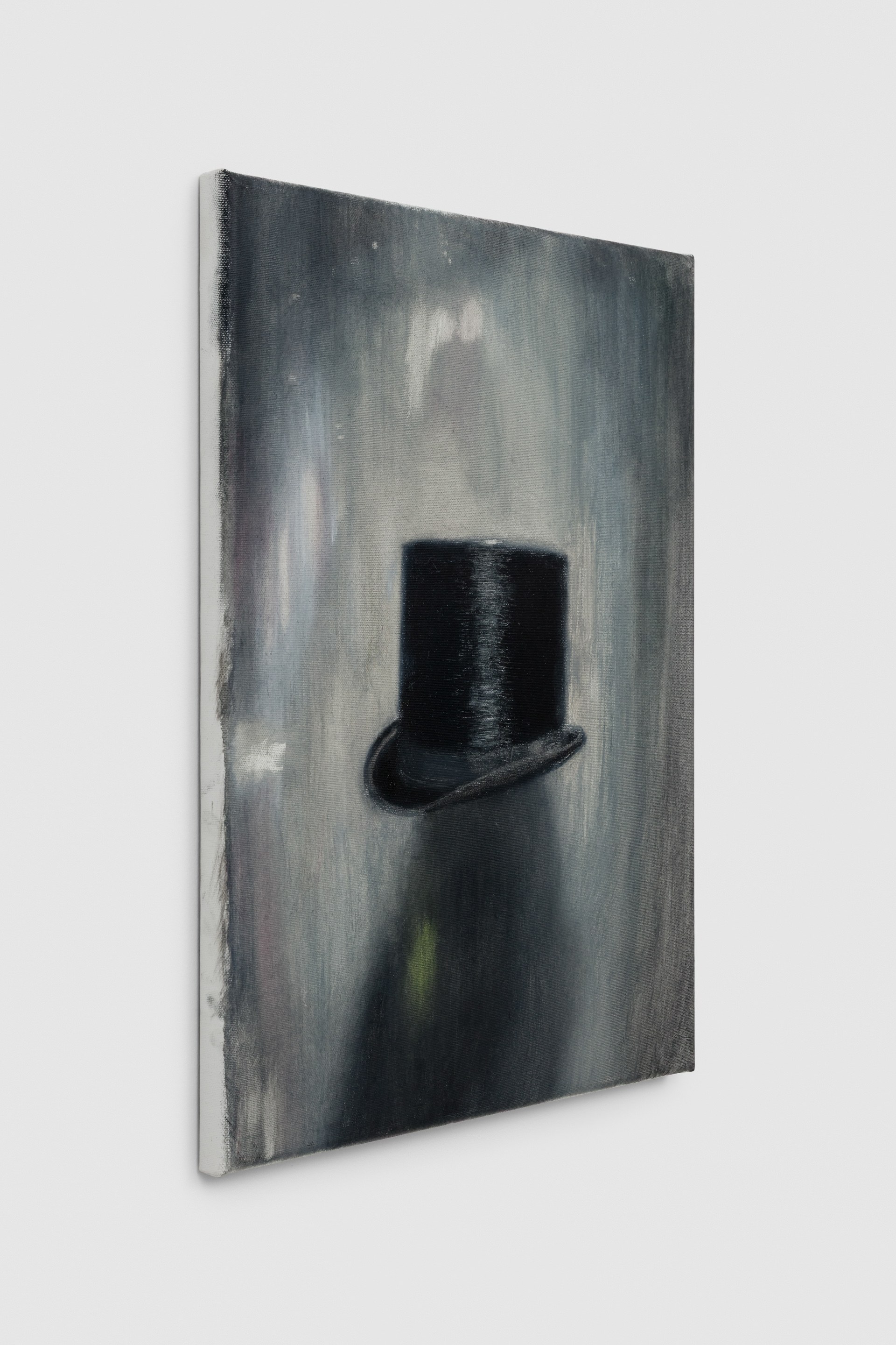 Paris, Palais Galliera (the hat)
