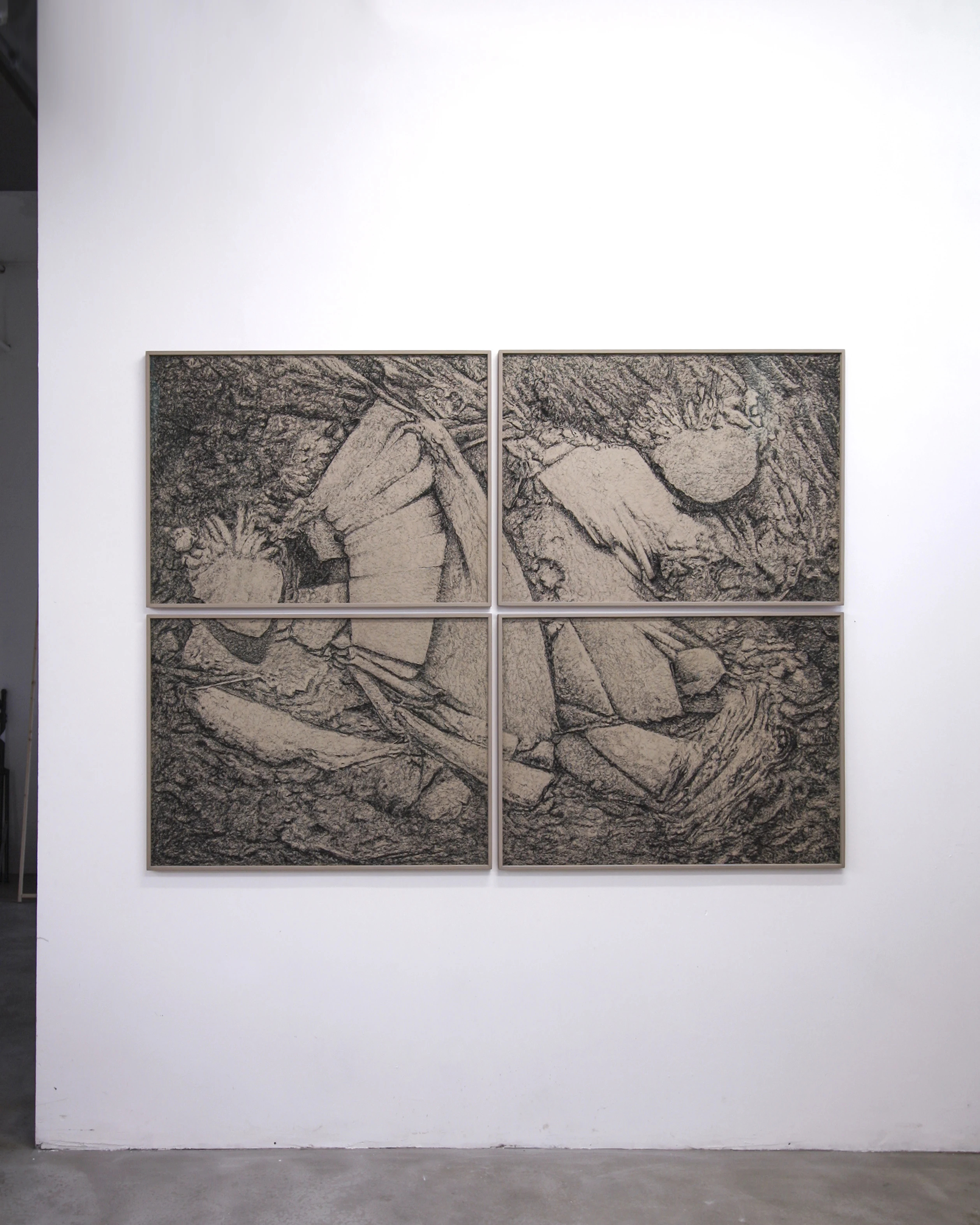 Polvere (I heard a stone whispering)