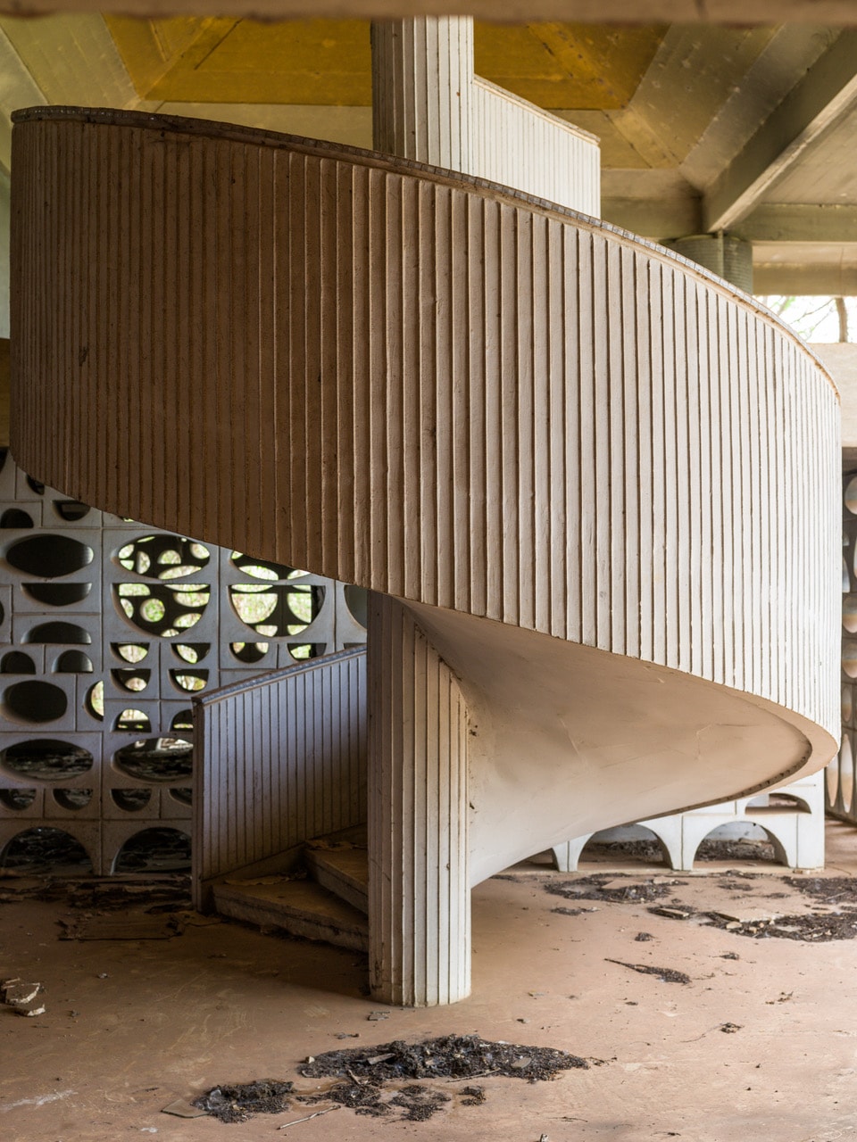 Escalier, Maison du PDCI-RDA, Yamoussoukro, Côte d’Ivoire
