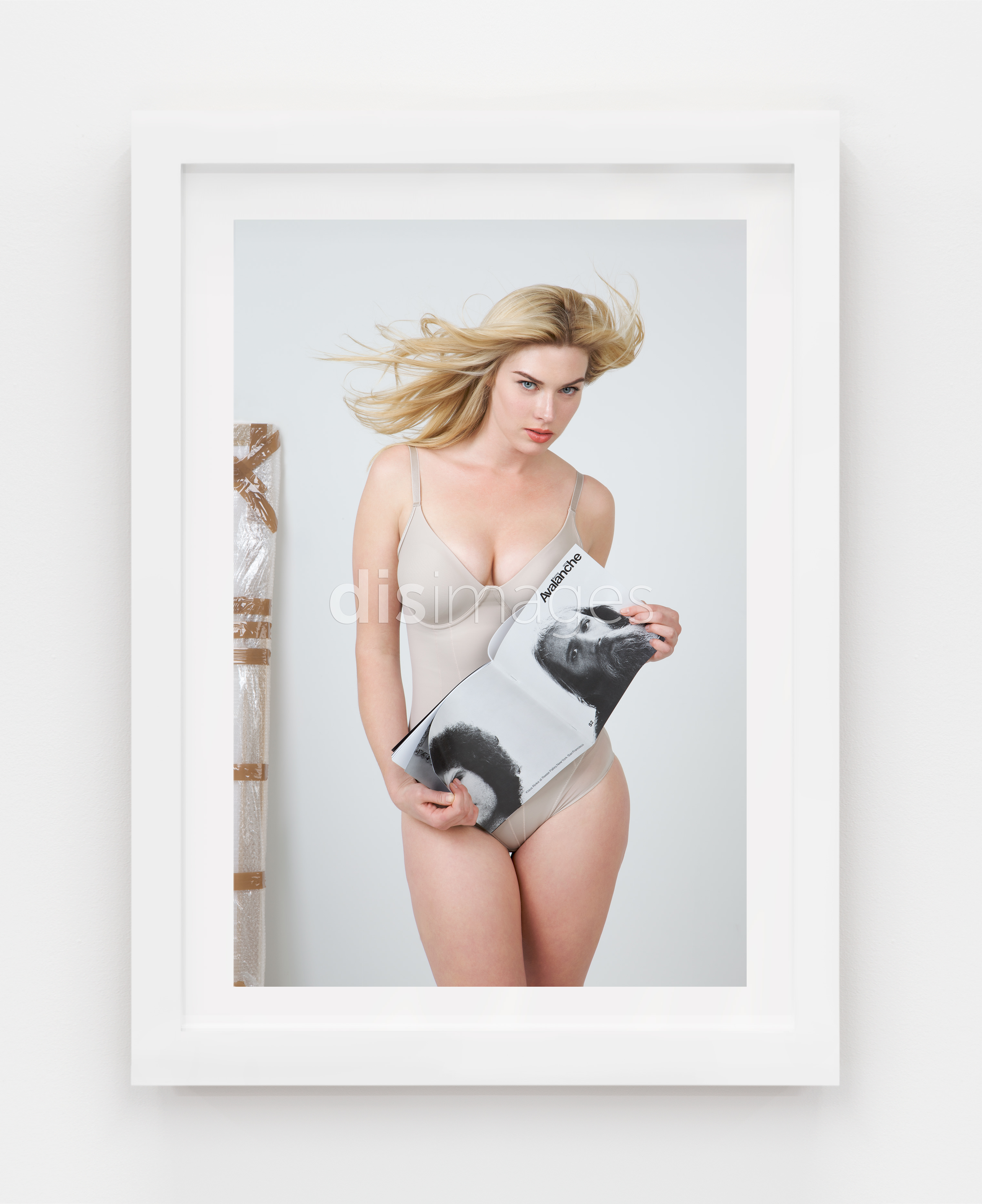 DISimages, Gallerinas (Tags: Body Shapers, Lawrence Weiner, Wind)