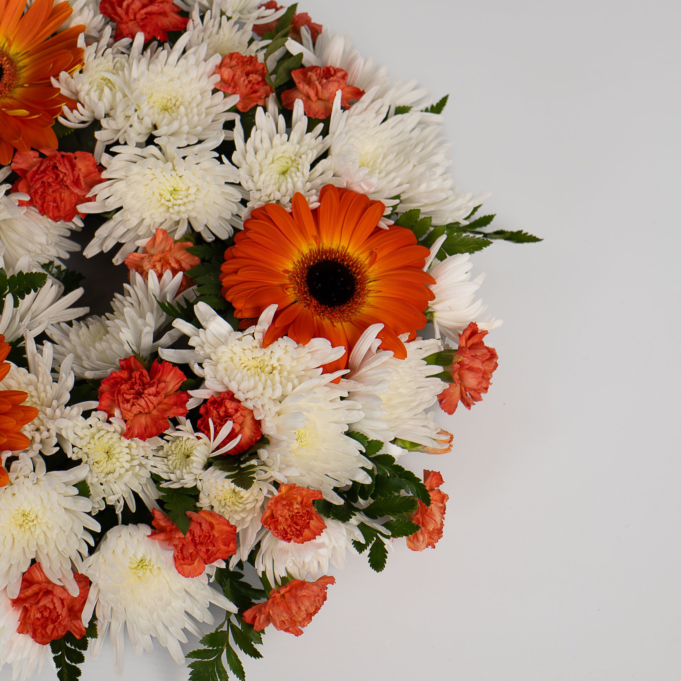 orange_white_sympathy_wreath_2.jpg