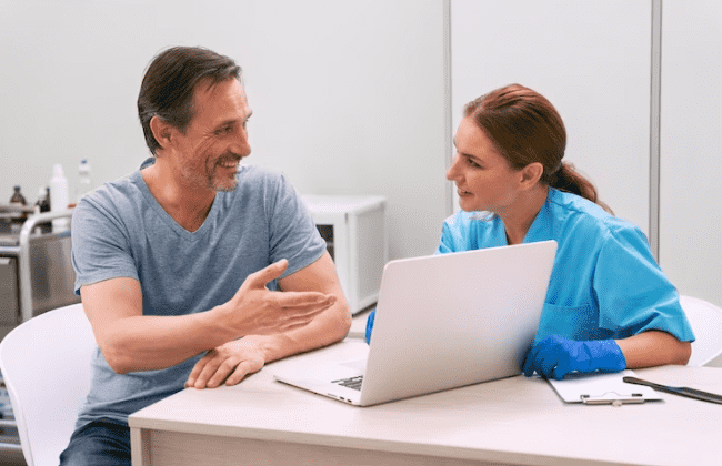 Atención Centrada En La Persona Y Centrada En El Paciente Igual O