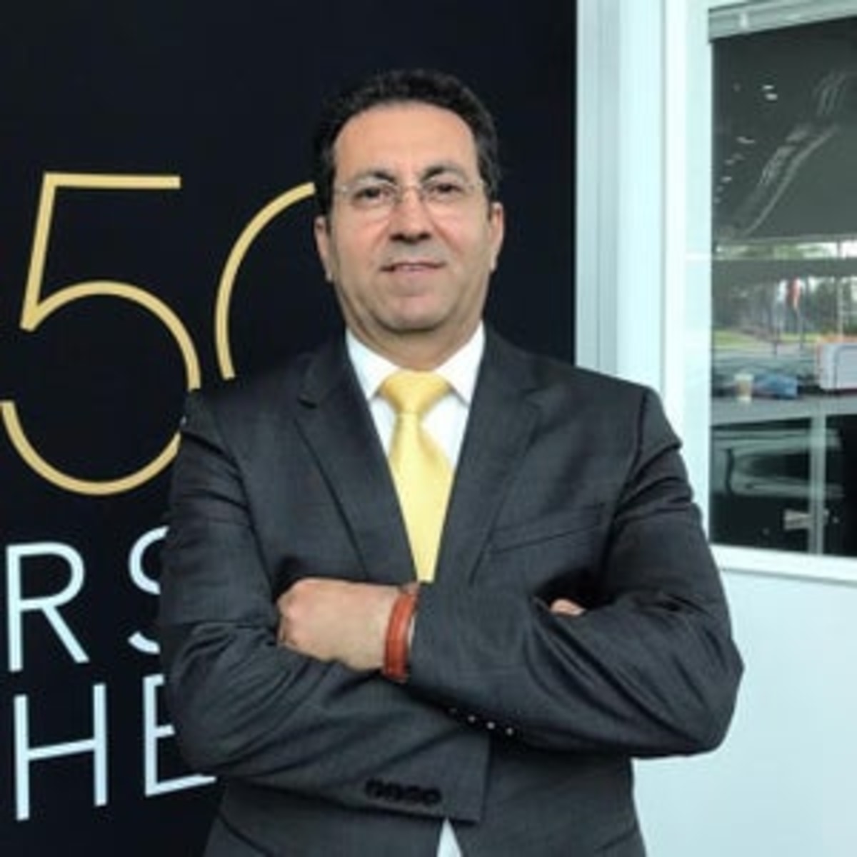 Dr. B. Kalantarian