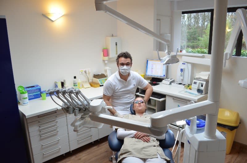 Dr Bastien TOULEMONDE, Chirurgiendentiste à Gambais