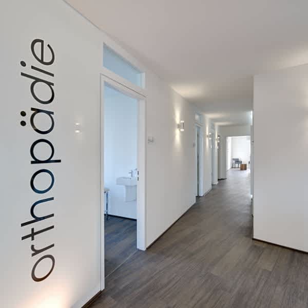 Dr. med. Emanuel Merkle, Orthopäde in Köln, Brühl