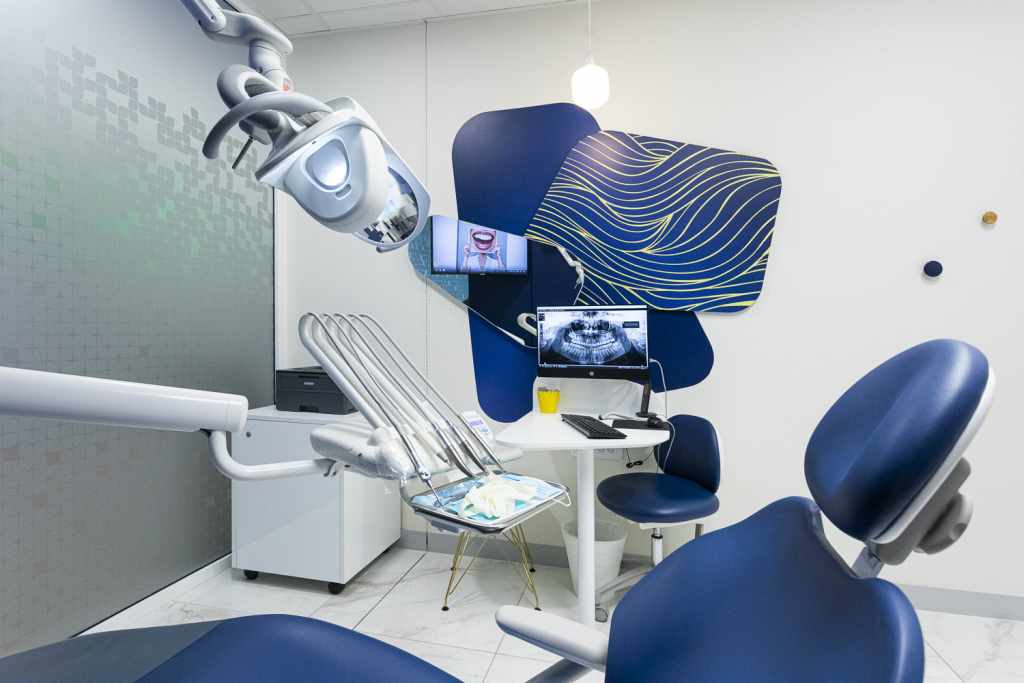 Centre Dentaire Bordeaux Meriadeck - Dentiste - Implant Dentaire