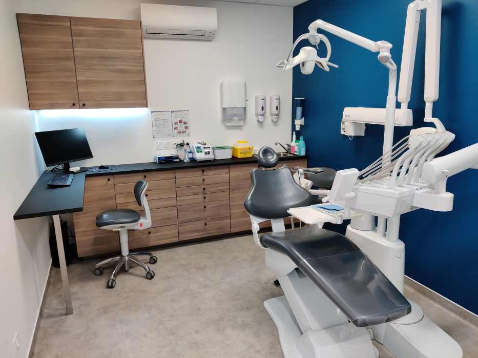 Centre Dentaire Dimplantologie Boucherville Dre Lachapelle Et Dr Dagenais