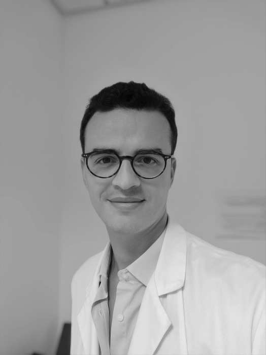 Chirurgien De La Face Et Du Cou Dr Younes CHEKKOURY, ORL - Chirurgien de la face et du cou à Paris