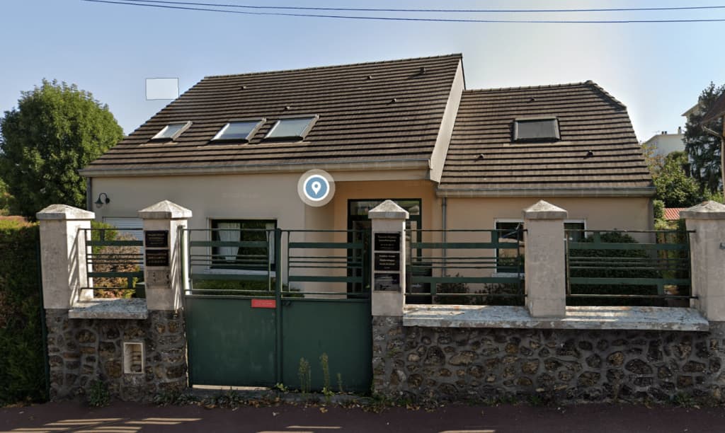 47 Avenue Lucien Rene Duchesne 78170 La Celle Saint Cloud