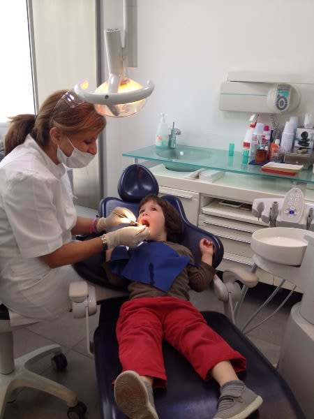 Dr Rania Awada Chirurgien Dentiste A Paris Prenez Rdv En Ligne